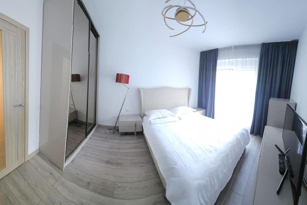 Ewa Green Towers Pitesti Luaran gambar